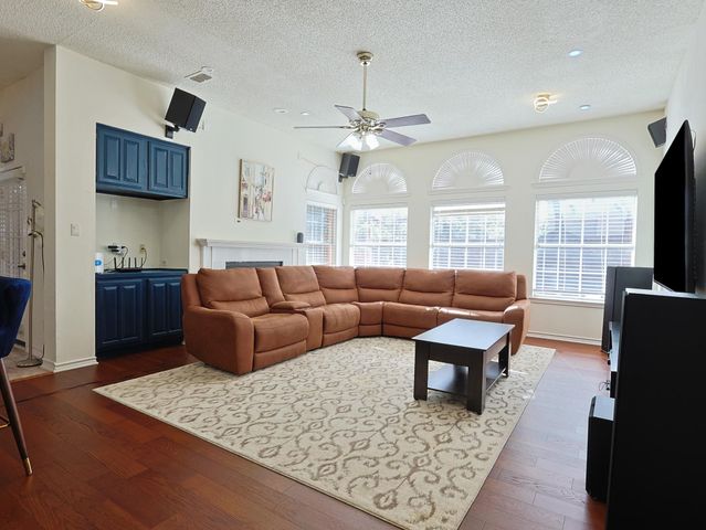 501 Halifax Lane, Coppell, TX 75019