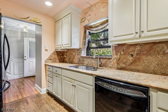 321 North Ave 114, Cranford Twp., NJ 07016