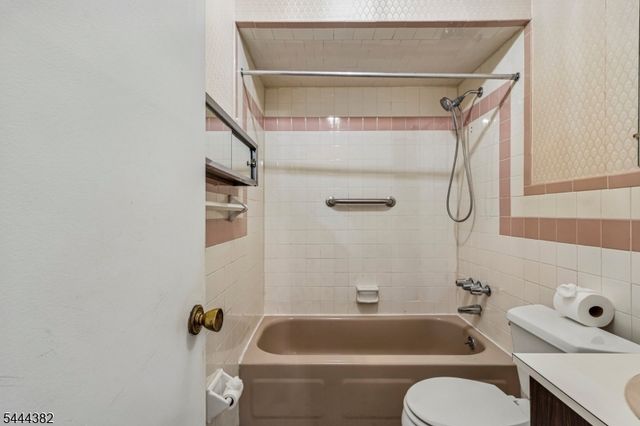 321 North Ave 114, Cranford Twp., NJ 07016