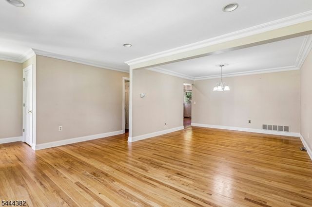 321 North Ave 114, Cranford Twp., NJ 07016