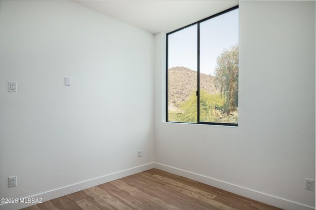 1372 W Sentinel View Loop W, Tucson, AZ 85745