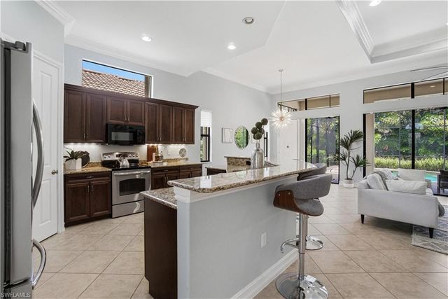 15910 Secoya Reserve CIR, Naples, FL 34110