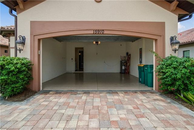 15910 Secoya Reserve CIR, Naples, FL 34110