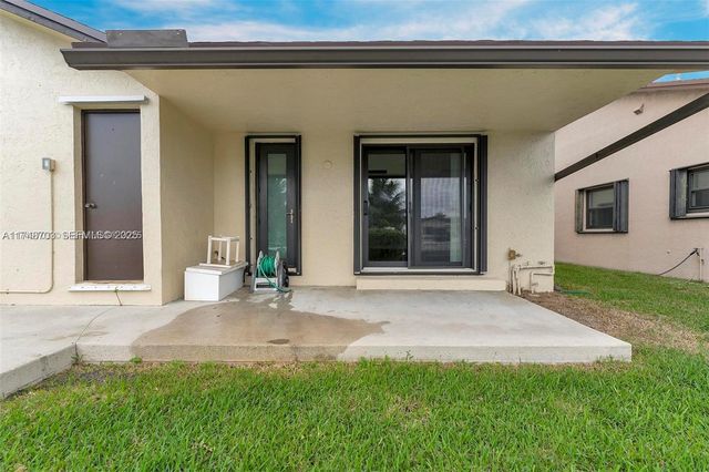 1406 NW 8TH Street, Dania Beach, FL 33004