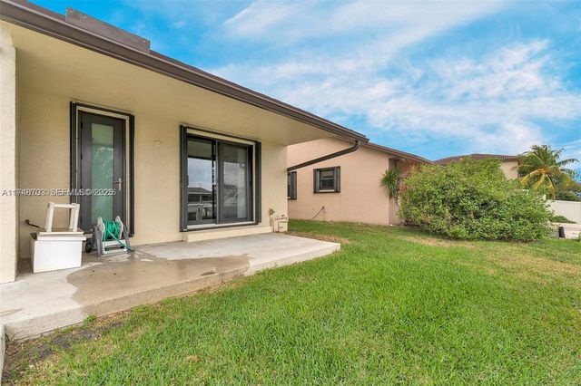 1406 NW 8TH Street, Dania Beach, FL 33004