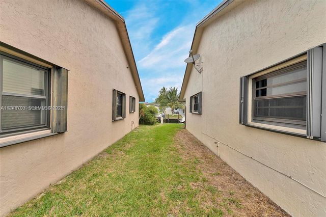 1406 NW 8TH Street, Dania Beach, FL 33004
