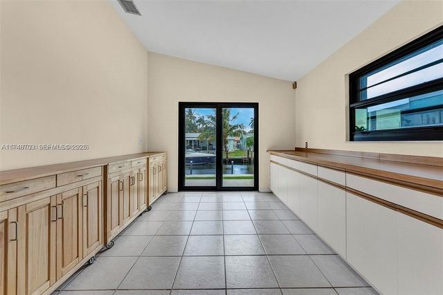 1406 NW 8TH Street, Dania Beach, FL 33004