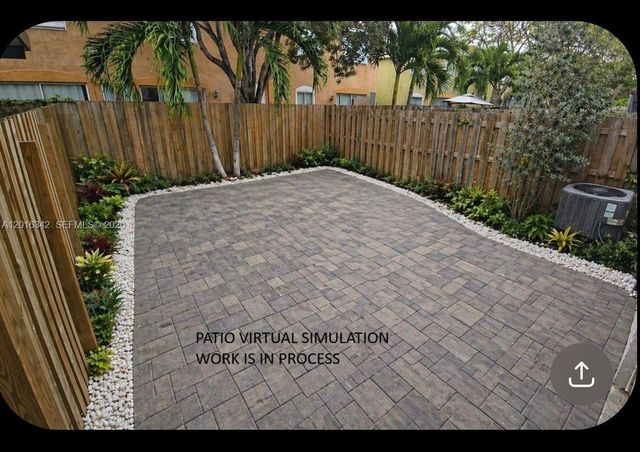 1050 SE 26th Ter ., Homestead, FL 33035