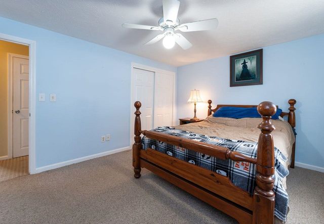 1 Juniper Way, Merrimack, NH 03054