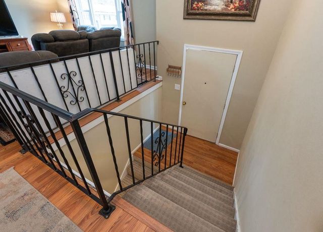 1 Juniper Way, Merrimack, NH 03054