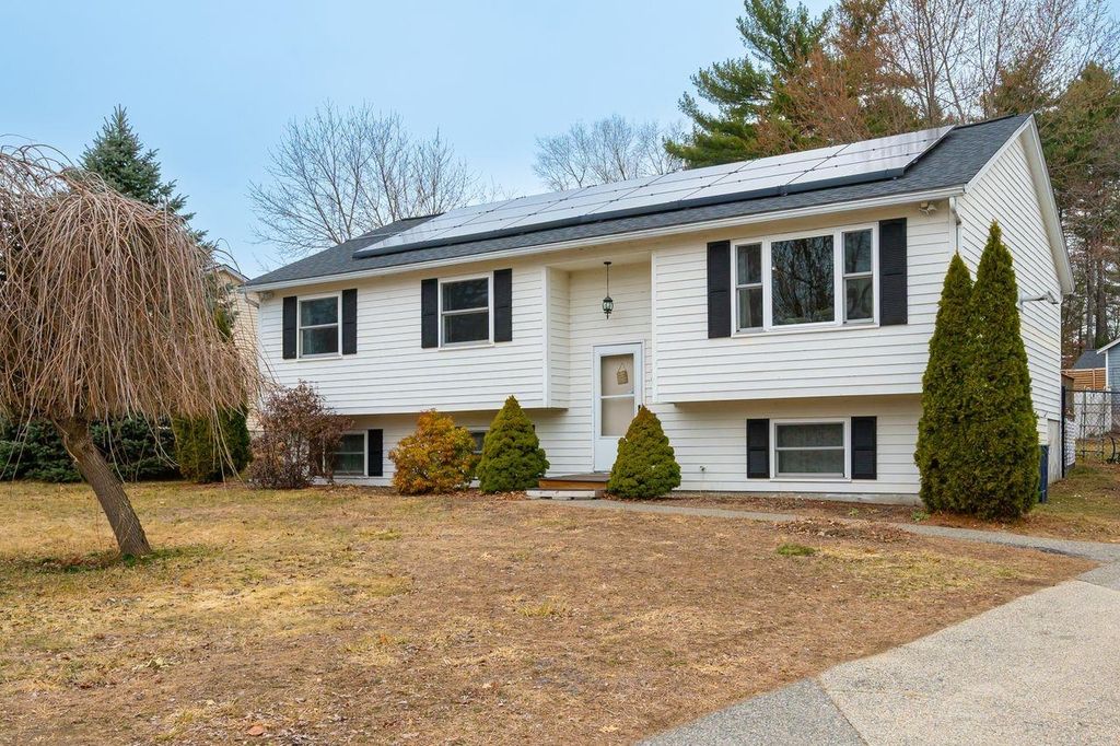 1 Juniper Way, Merrimack, NH 03054