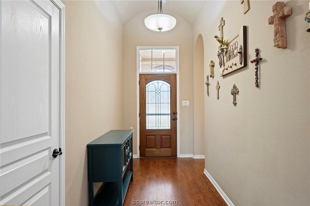 3085 Archer Circle, Bryan, TX 77808