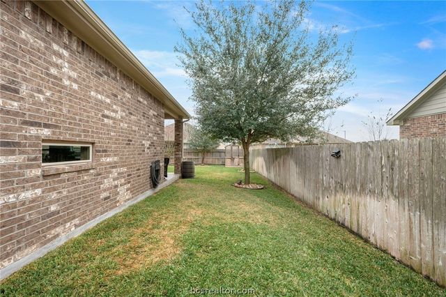 3085 Archer Circle, Bryan, TX 77808