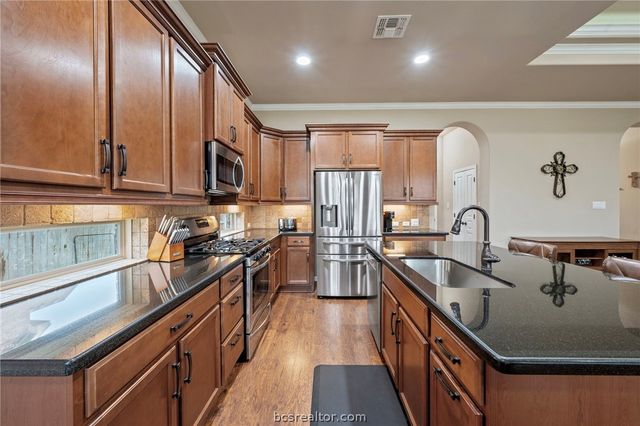 3085 Archer Circle, Bryan, TX 77808