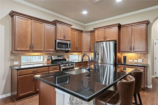 3085 Archer Circle, Bryan, TX 77808