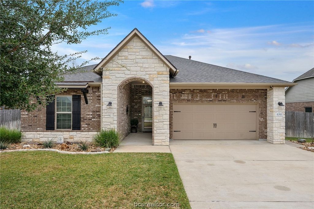 3085 Archer Circle, Bryan, TX 77808