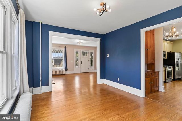 1710 WALNUT ST, Camp Hill, PA 17011