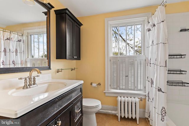 1710 WALNUT ST, Camp Hill, PA 17011