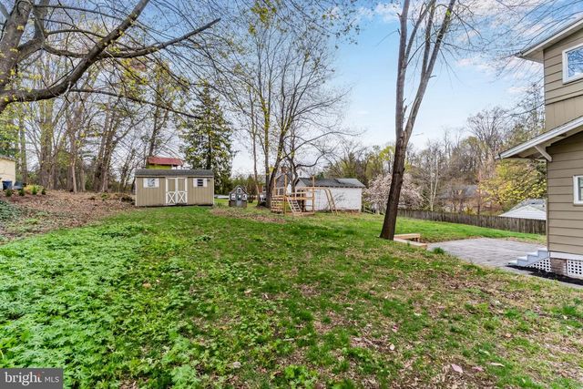 1710 WALNUT ST, Camp Hill, PA 17011