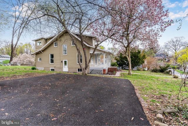 1710 WALNUT ST, Camp Hill, PA 17011