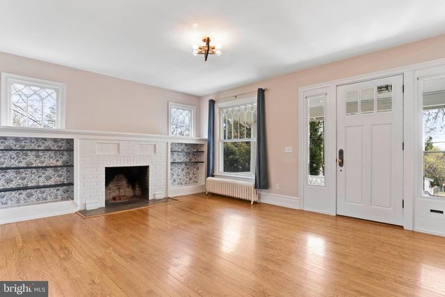 1710 WALNUT ST, Camp Hill, PA 17011