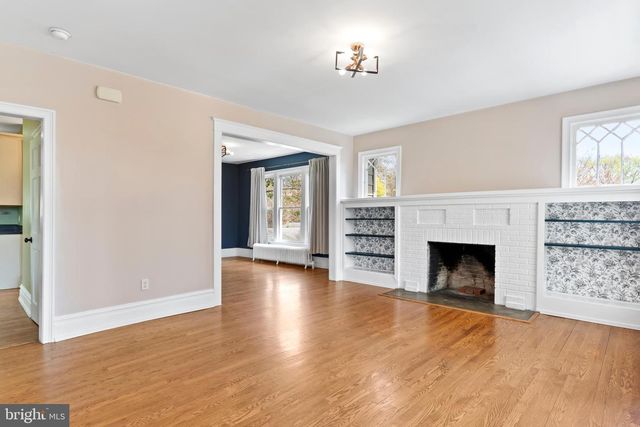 1710 WALNUT ST, Camp Hill, PA 17011