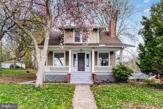 1710 WALNUT ST, Camp Hill, PA 17011