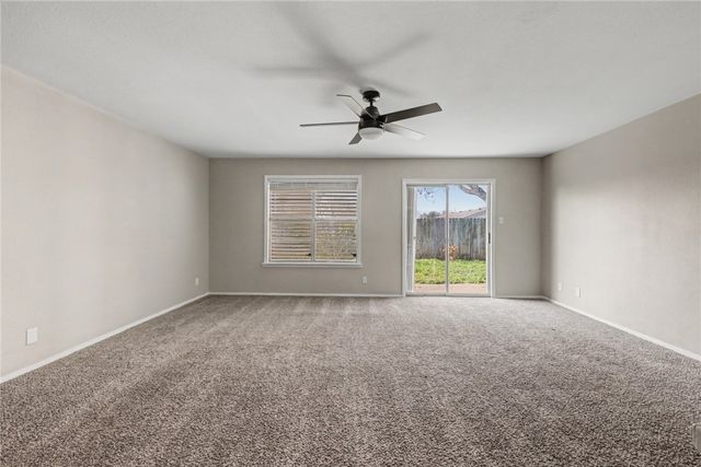 1617 Spicewood Dr, Corpus Christi, TX 78412