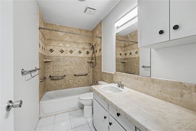 1617 Spicewood Dr, Corpus Christi, TX 78412