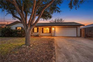 1617 Spicewood Dr, Corpus Christi, TX 78412