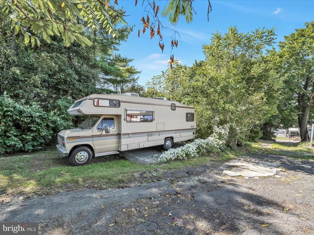 403 HIGH ST, Schuylkill Haven, PA 17972