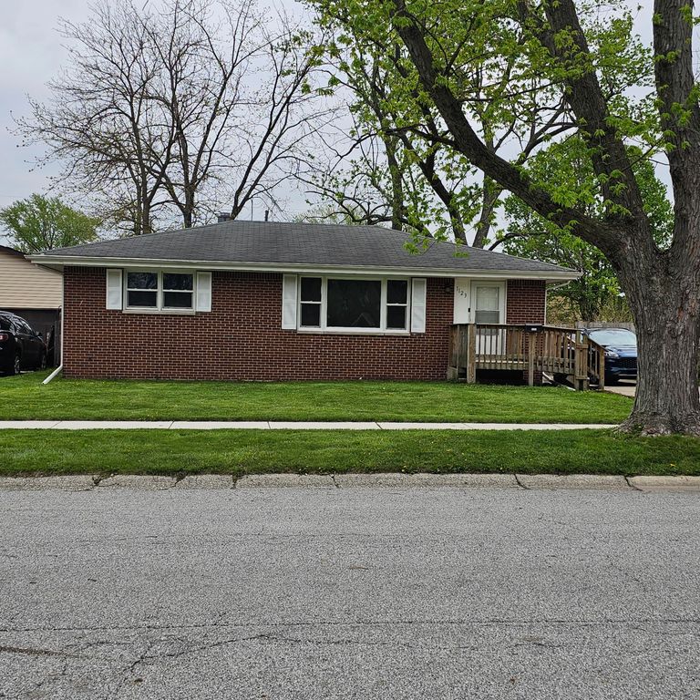 1123 N Wood Street, Griffith, IN 46319