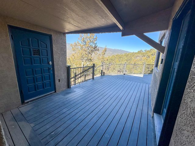 35 Gallinger Lane, Tijeras, NM 87059
