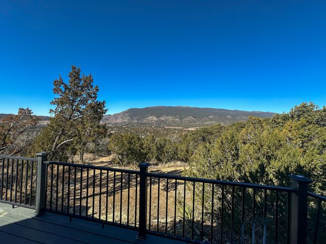 35 Gallinger Lane, Tijeras, NM 87059