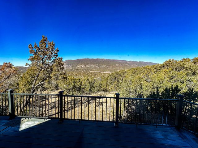 35 Gallinger Lane, Tijeras, NM 87059