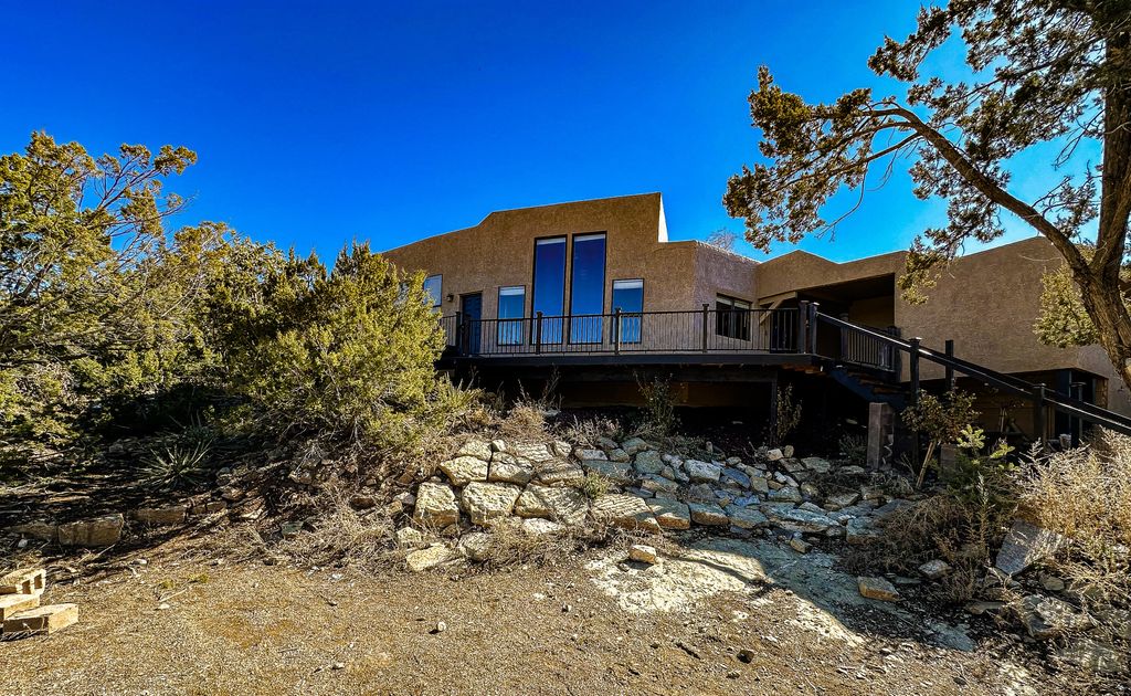 35 Gallinger Lane, Tijeras, NM 87059