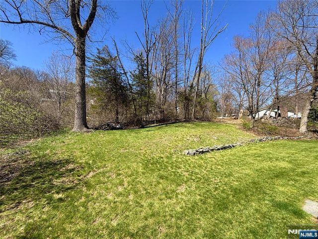 4 Baker Road, Sussex, NJ 07461