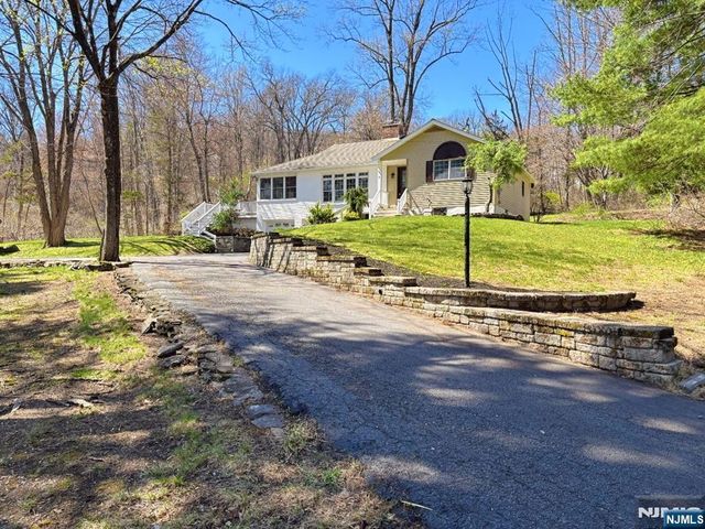 4 Baker Road, Sussex, NJ 07461