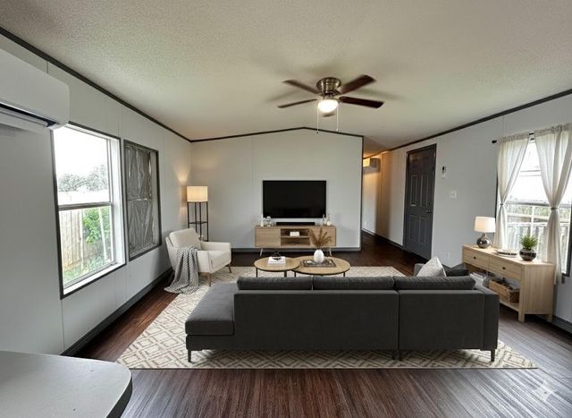 2523 Oyster Creek Bend, Oyster Creek, TX 77541