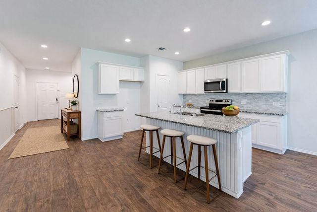 2911 Roman Forest Boulevard, New Caney, TX 77357