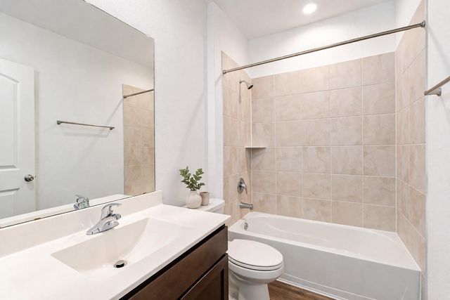 2911 Roman Forest Boulevard, New Caney, TX 77357