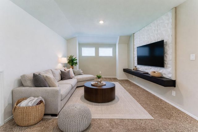 2911 Roman Forest Boulevard, New Caney, TX 77357