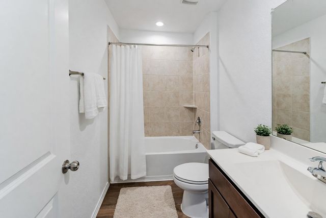 2911 Roman Forest Boulevard, New Caney, TX 77357