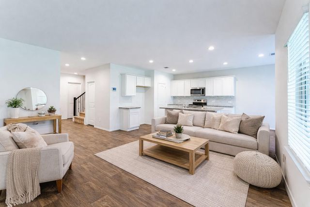 2911 Roman Forest Boulevard, New Caney, TX 77357