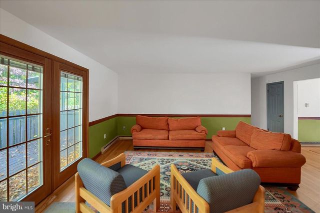 705 WESTERLY PKWY, State College, PA 16801