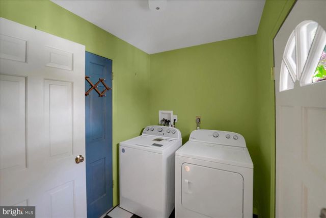 705 WESTERLY PKWY, State College, PA 16801