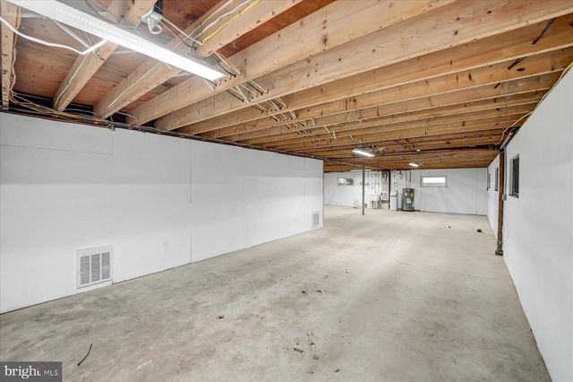 705 WESTERLY PKWY, State College, PA 16801