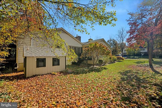 705 WESTERLY PKWY, State College, PA 16801