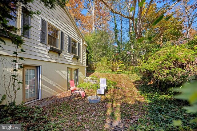 705 WESTERLY PKWY, State College, PA 16801