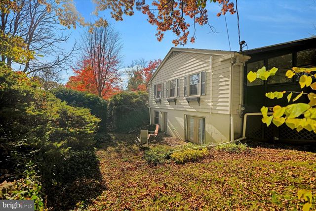 705 WESTERLY PKWY, State College, PA 16801